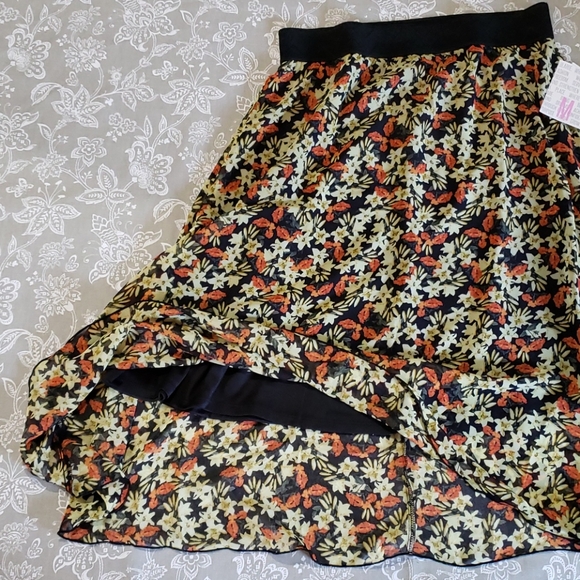 Lularoe Lola skirt - Picture 3 of 10